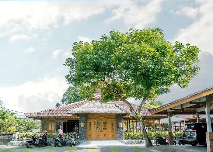 Otel Kashantee Village 3*